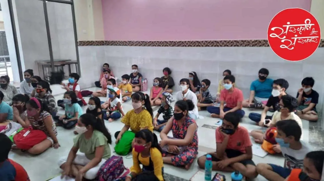 Attentive participants during the address