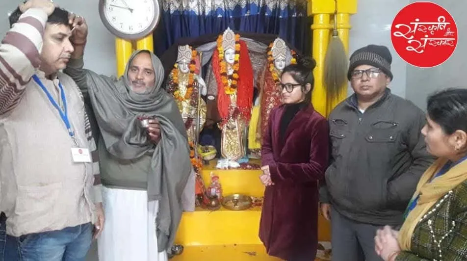 Morning prayers at the temple